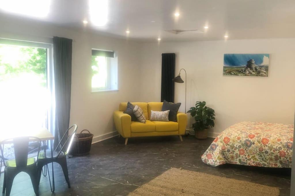 Sharp Tor Riverside Studio Apartment Plymouth Buitenkant foto
